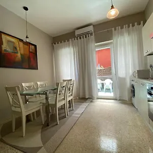 Key-rome Re Di Apartament